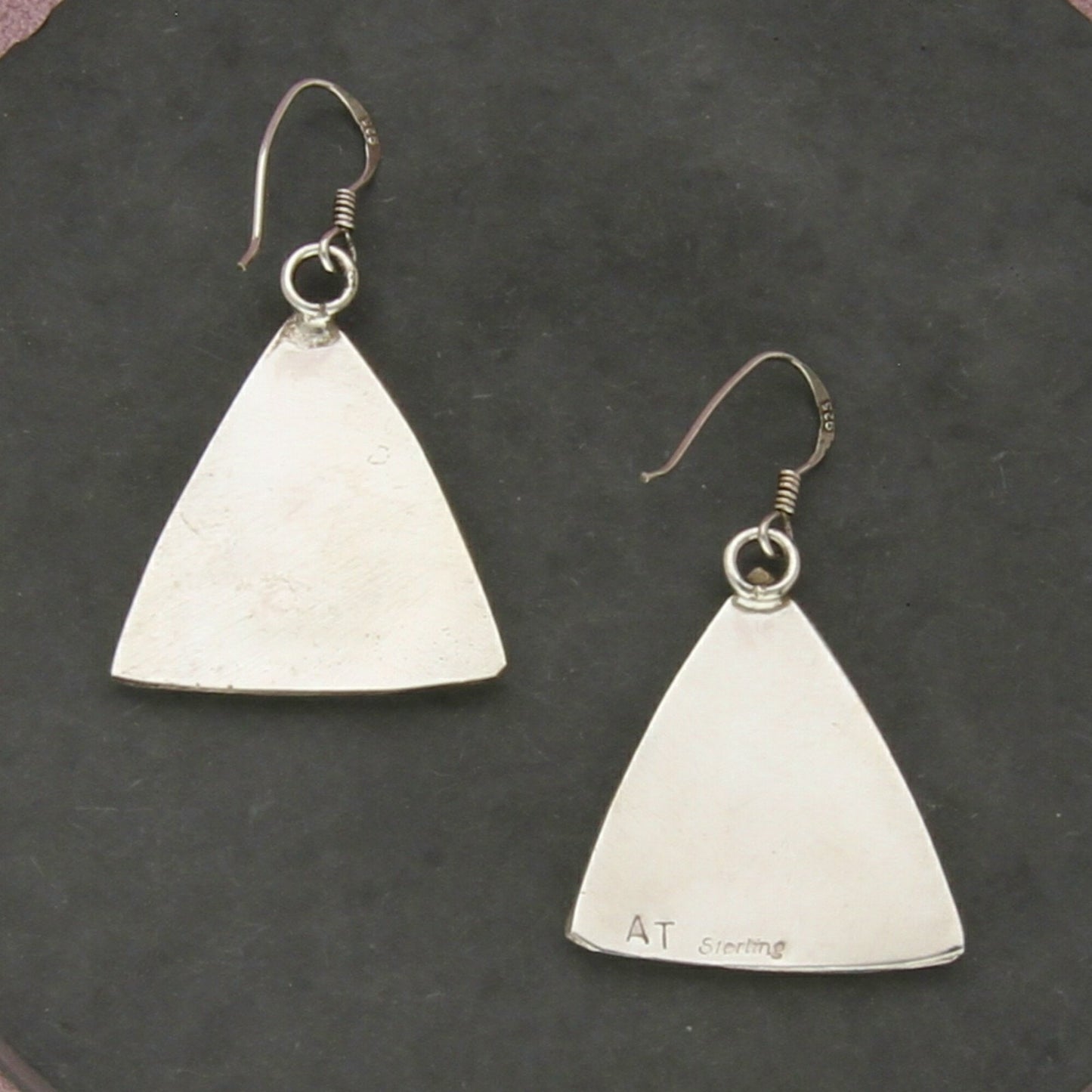 navajo sterling silver vintage gaspeite triangle dangle earrings