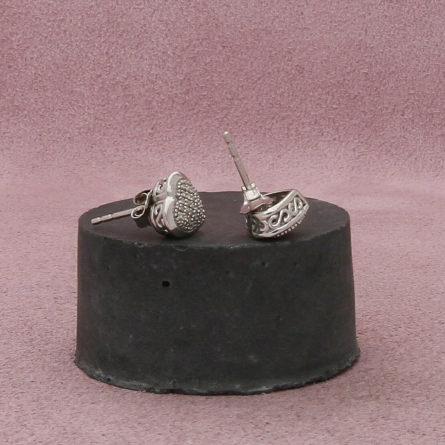 zales sterling silver pave diamond heart stud earrings