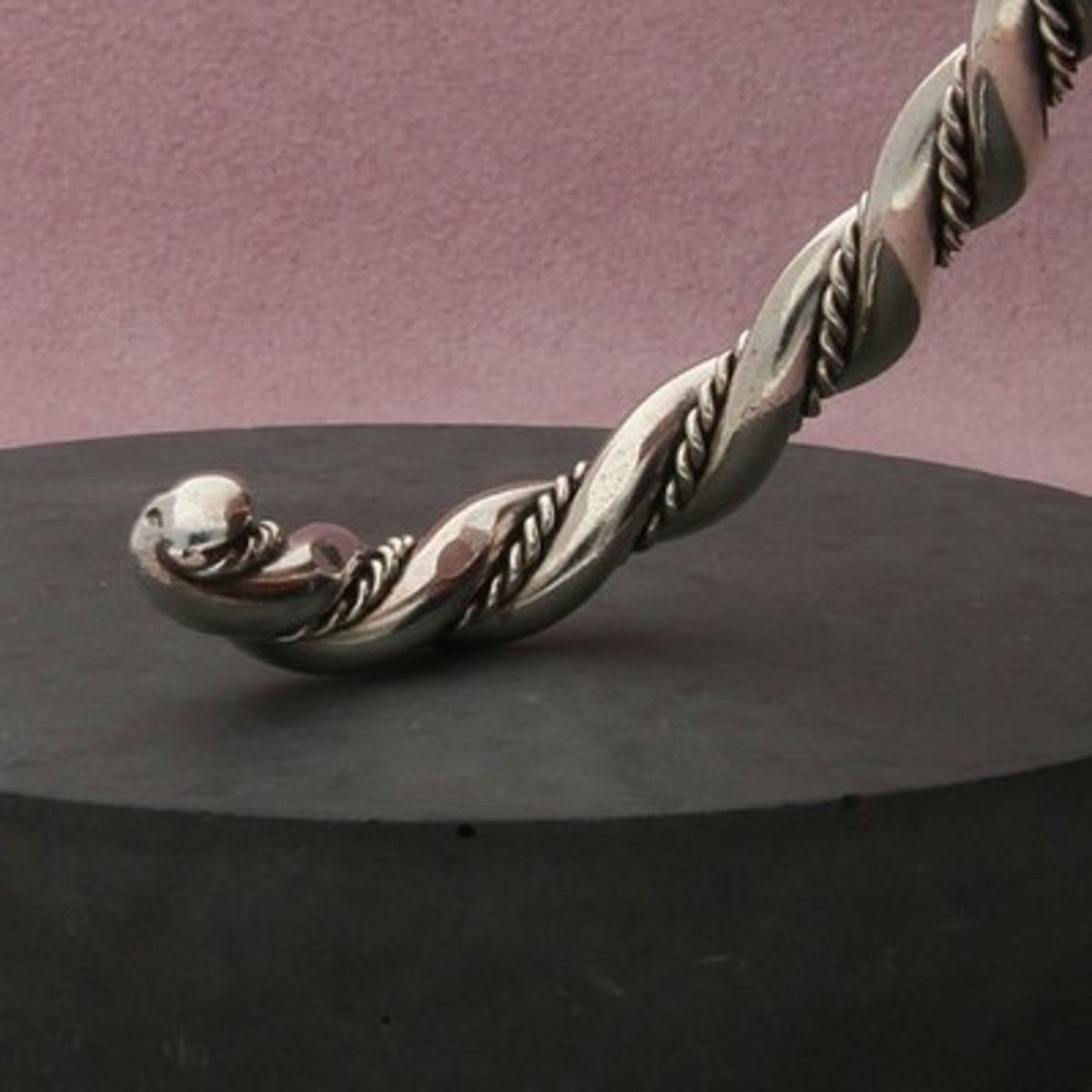 Navajo Sterling Silver Vintage Twisted Rope Detail Cuff Bracelet Size 6.5in