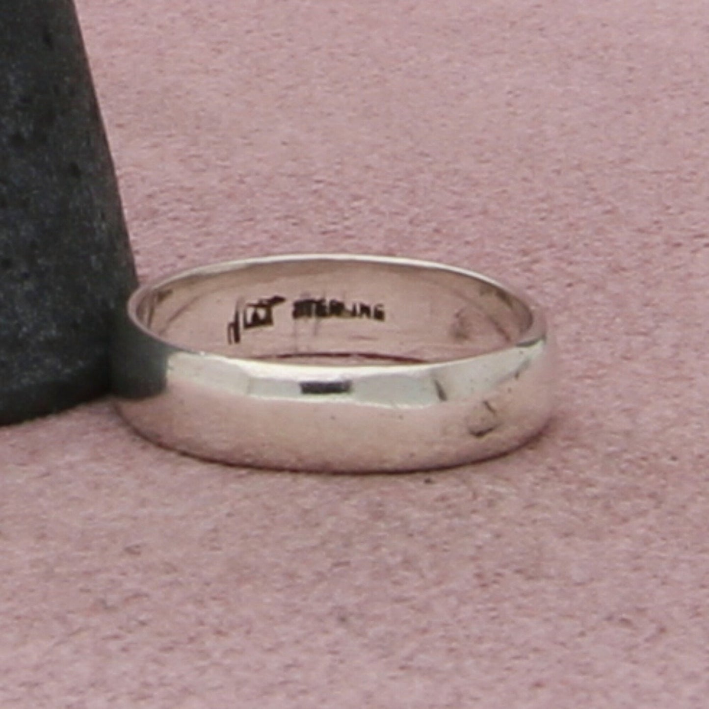sterling silver smooth band ring size 5.25