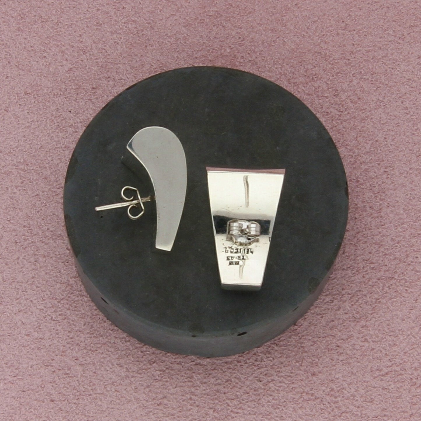 taxco mexico sterling silver vintage edged j hoop post earrings