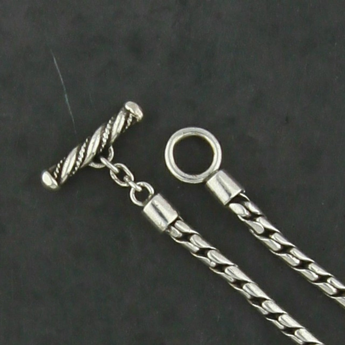 Sterling Silver Bali 3mm Unique Twisted Link Chain Toggle Necklace Size 19in