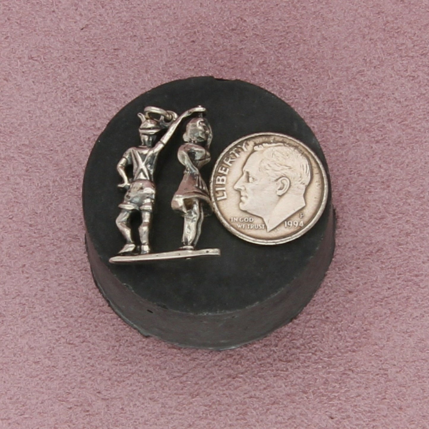 sterling silver vintage dancing couple (spins) charm pendant