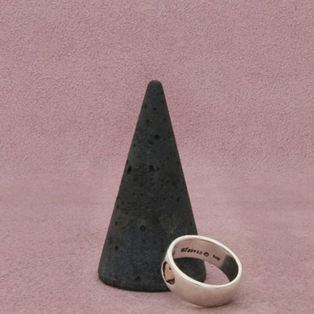Sterling Silver & 14K Gold Heart Recessed Oval Band Ring Size 5
