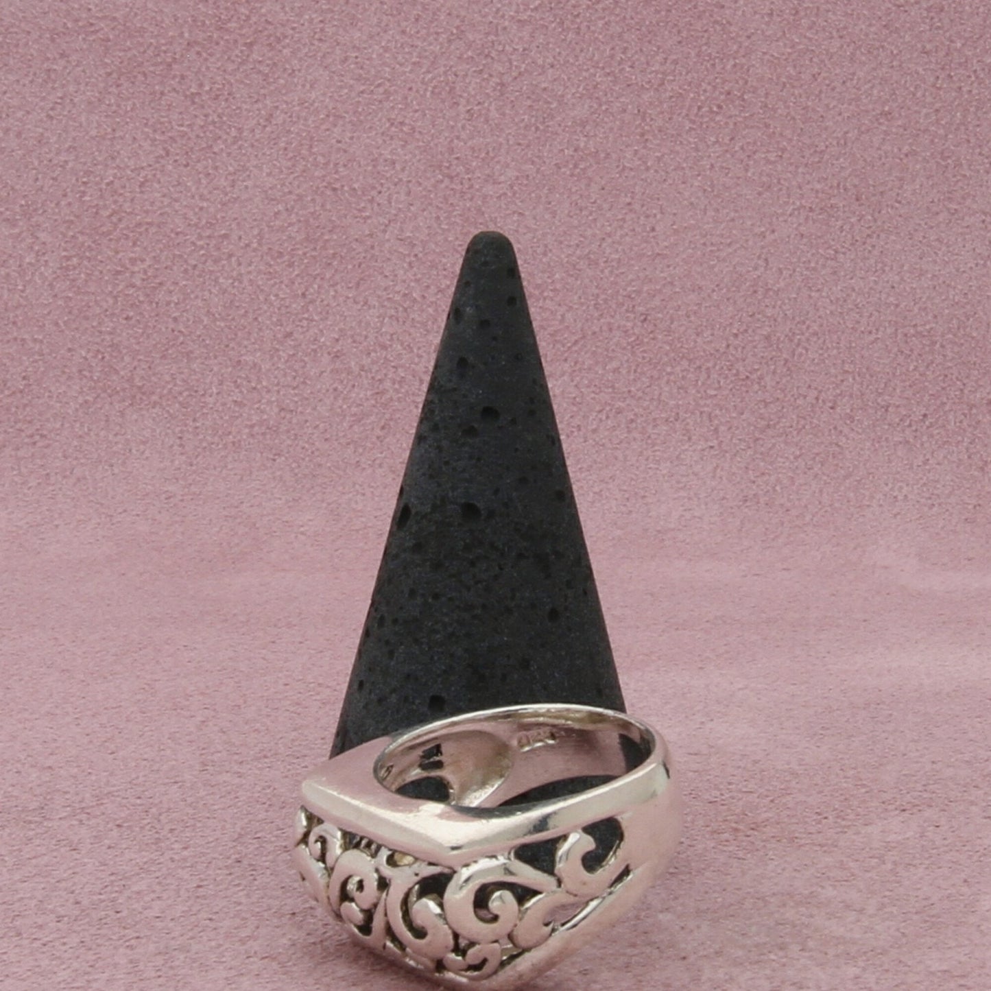 sterling silver scrolled squared top band ring size 8.75
