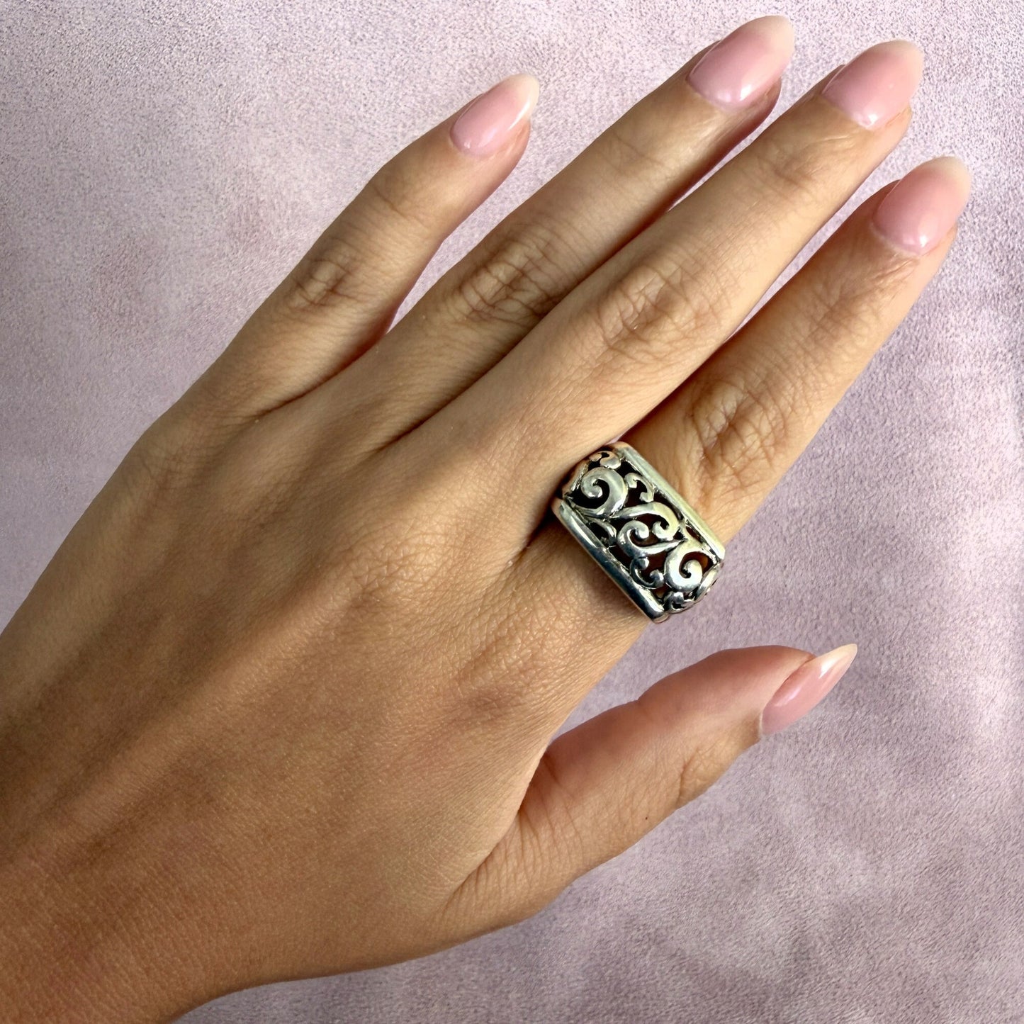 sterling silver scrolled squared top band ring size 8.75