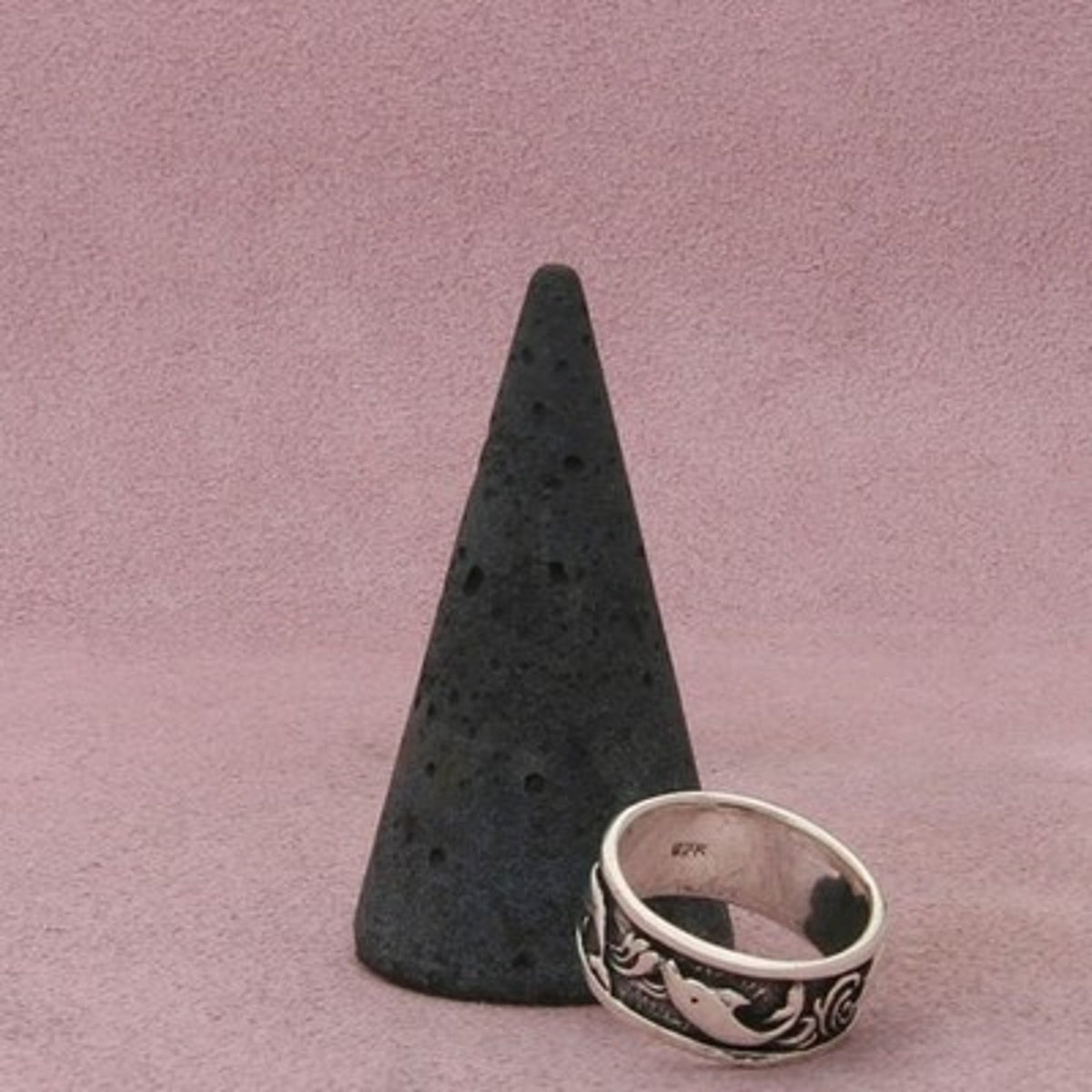 Sterling Silver Vintage Dolphins Band Ring Size 5.75