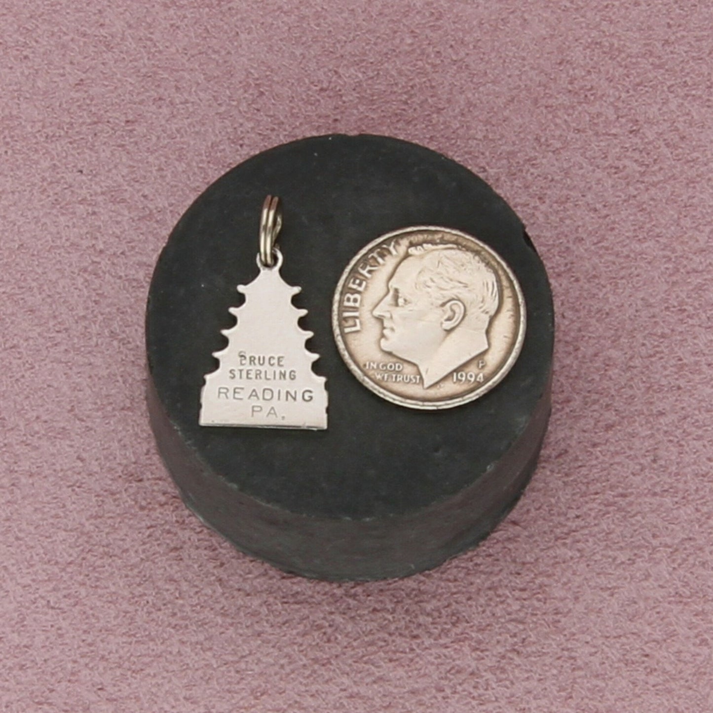 sterling silver vintage reading pennsylvania pagoda souvenir charm pendant