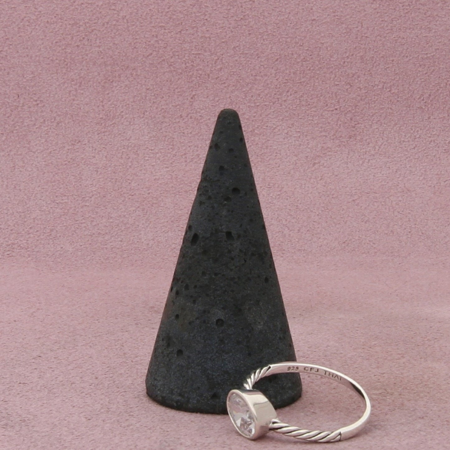 sterling silver oval-cut cz stack ring size 7.75