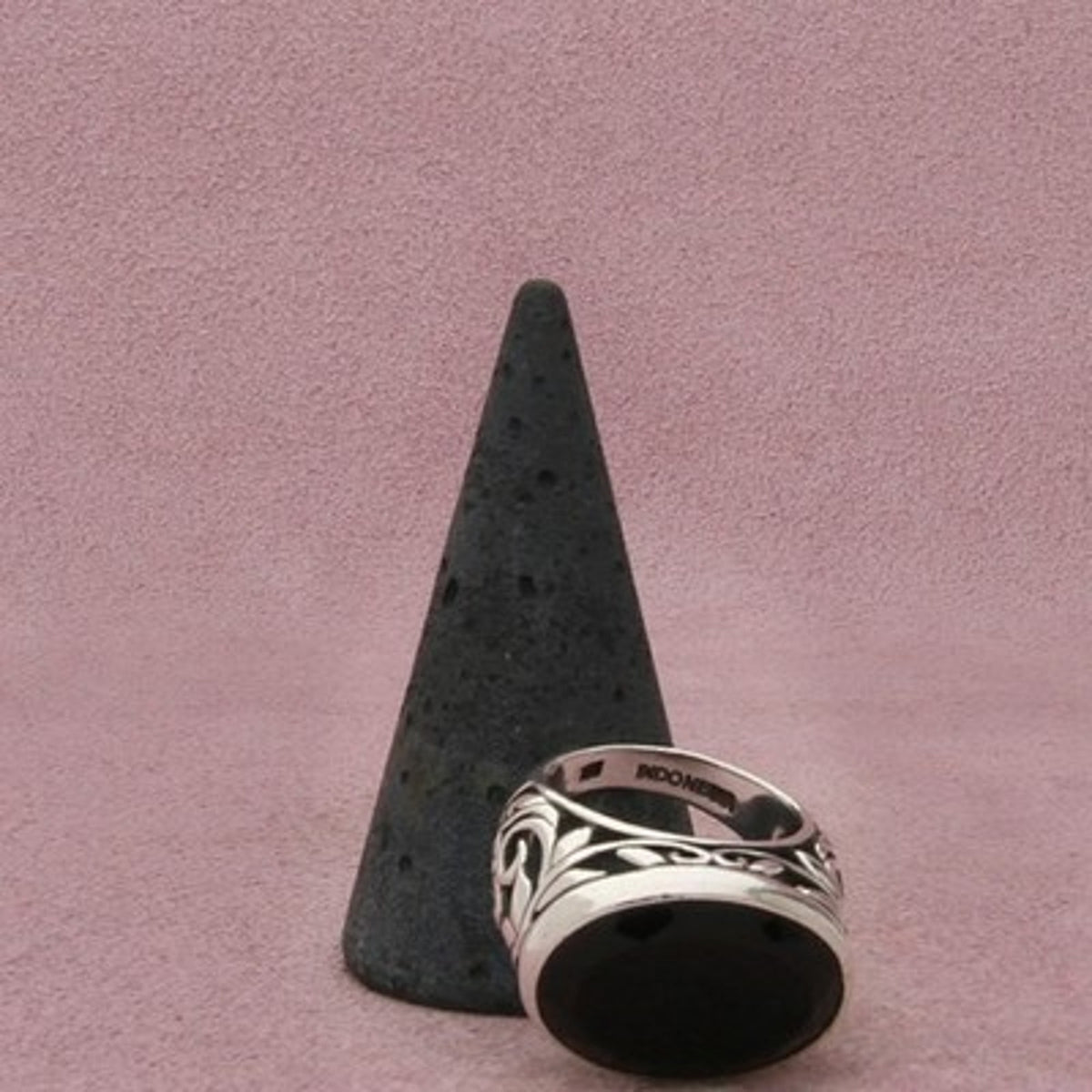 Sterling Silver Oval Bezel Black Onyx Bali Scroll Ring Size 5.5