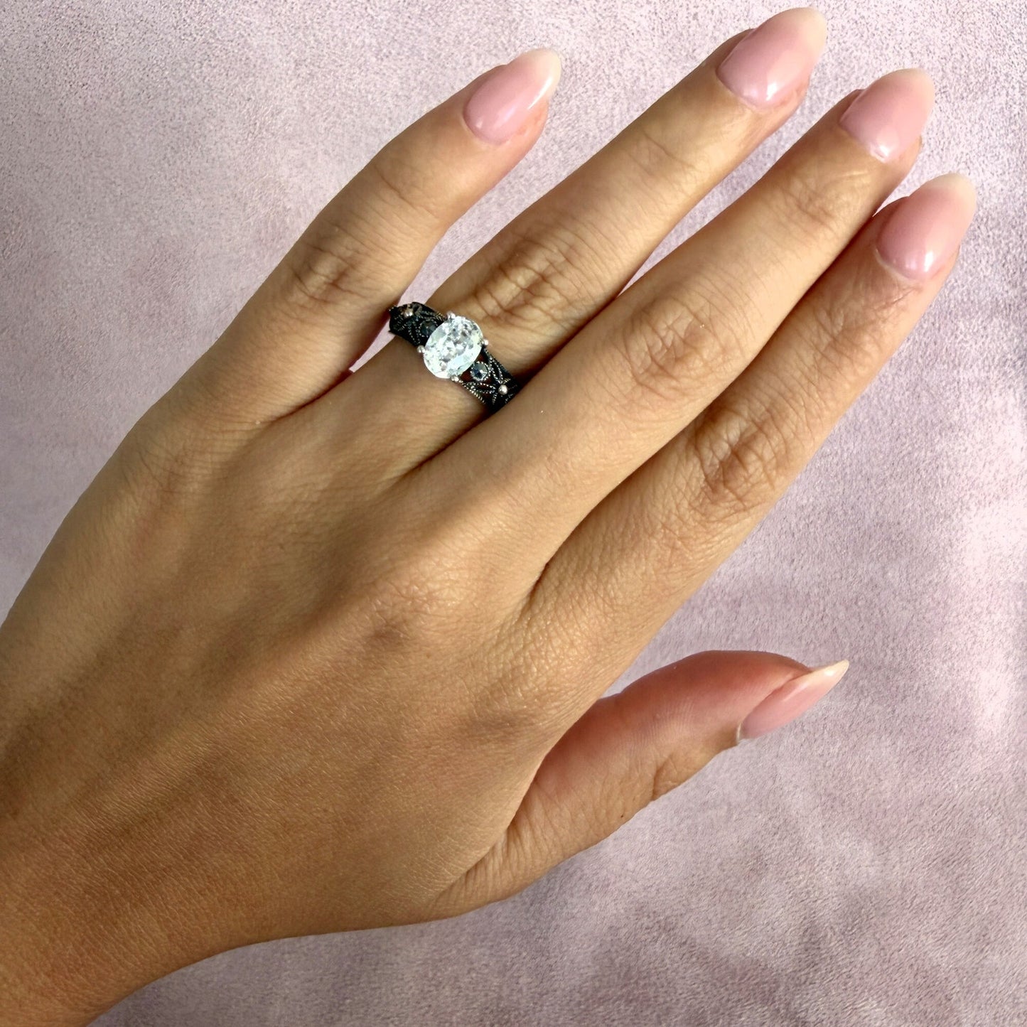 sterling silver oval-cut cz ring size 6.5