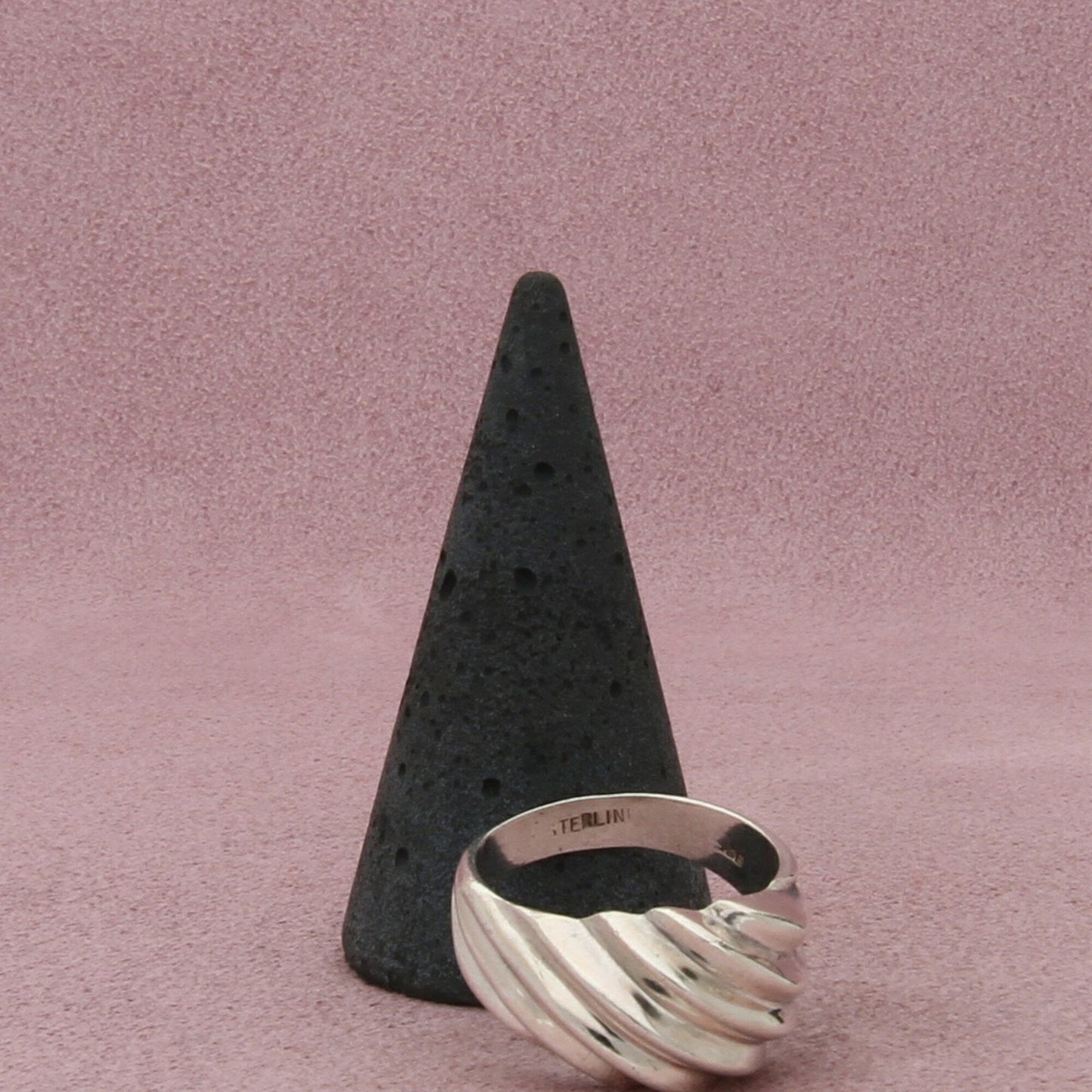 sterling silver vintage scalloped dome ring size 10