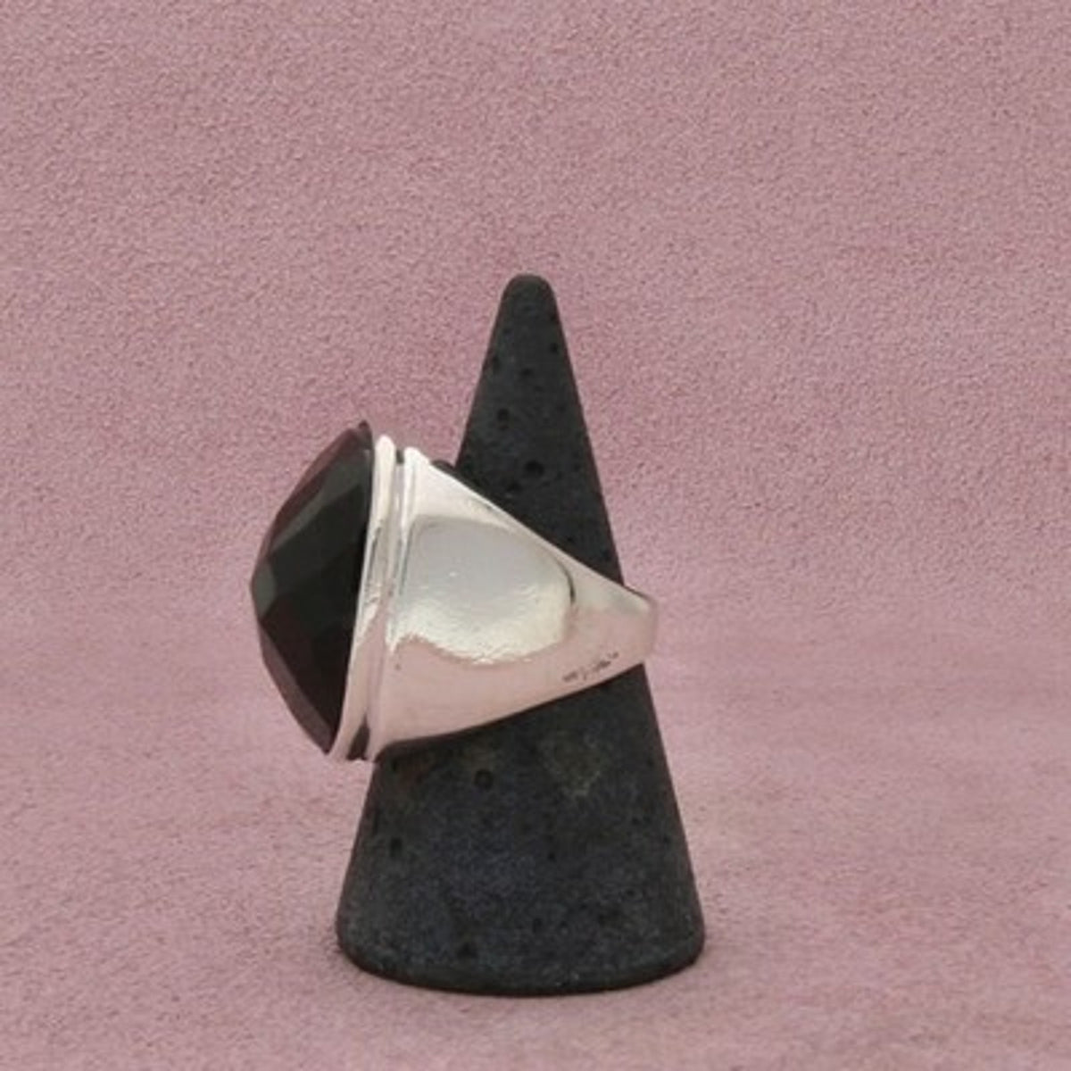 Sterling Silver Bezel-Set Faceted Black Onyx Dome Ring Size 7.75