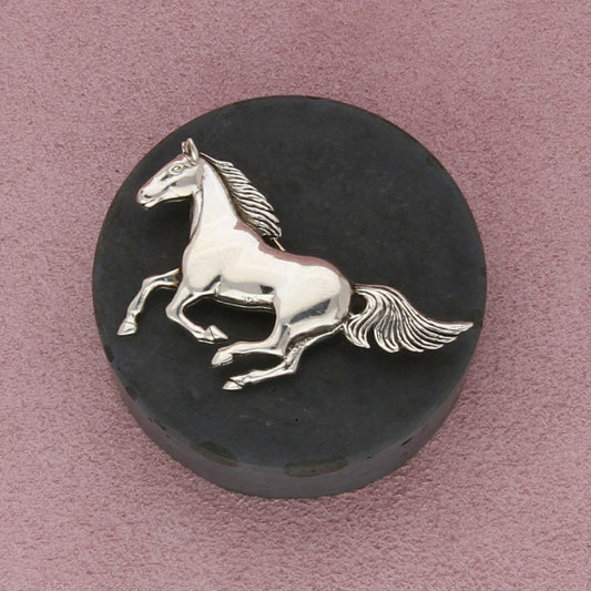 sterling silver vintage southwestern galloping horse brooch