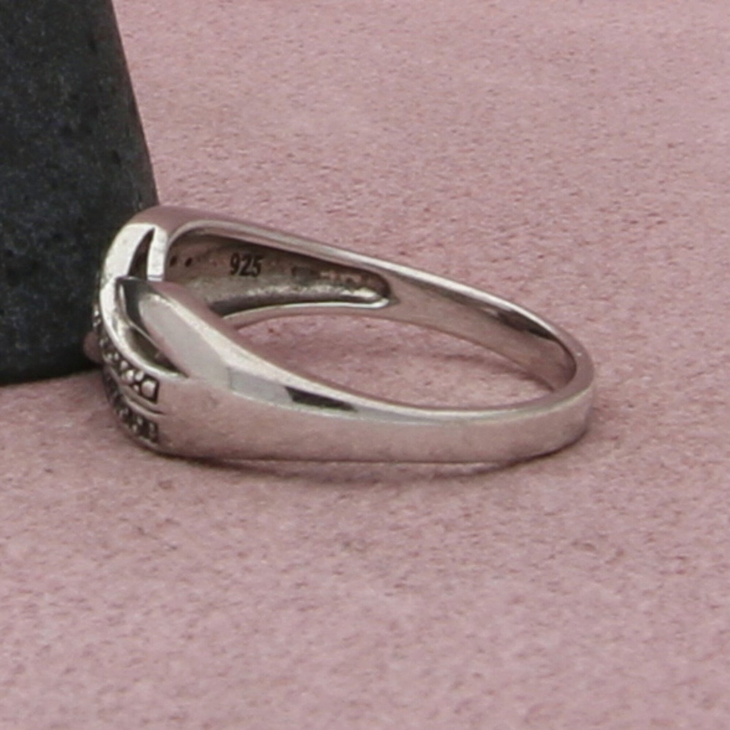 sterling silver black & white diamond crossover ring size 9