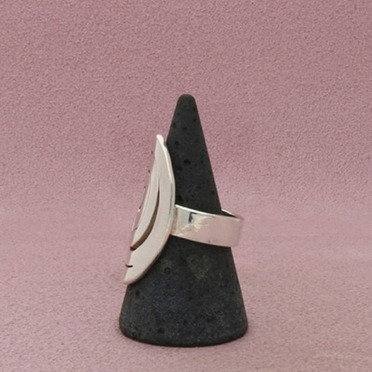 Sterling Silver Vintage Oval Spiral Ring Size 8.5