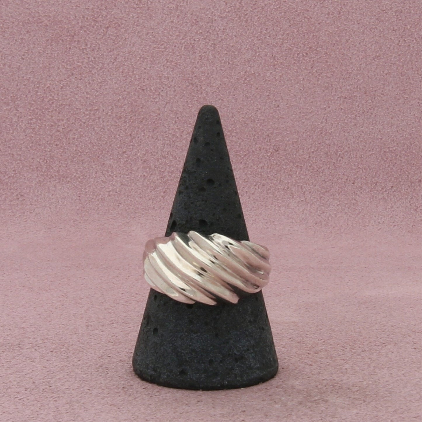 sterling silver vintage scalloped dome ring size 10