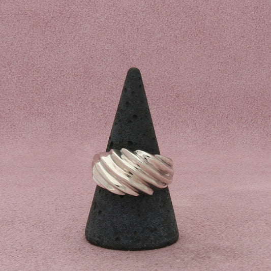sterling silver vintage scalloped dome ring size 10