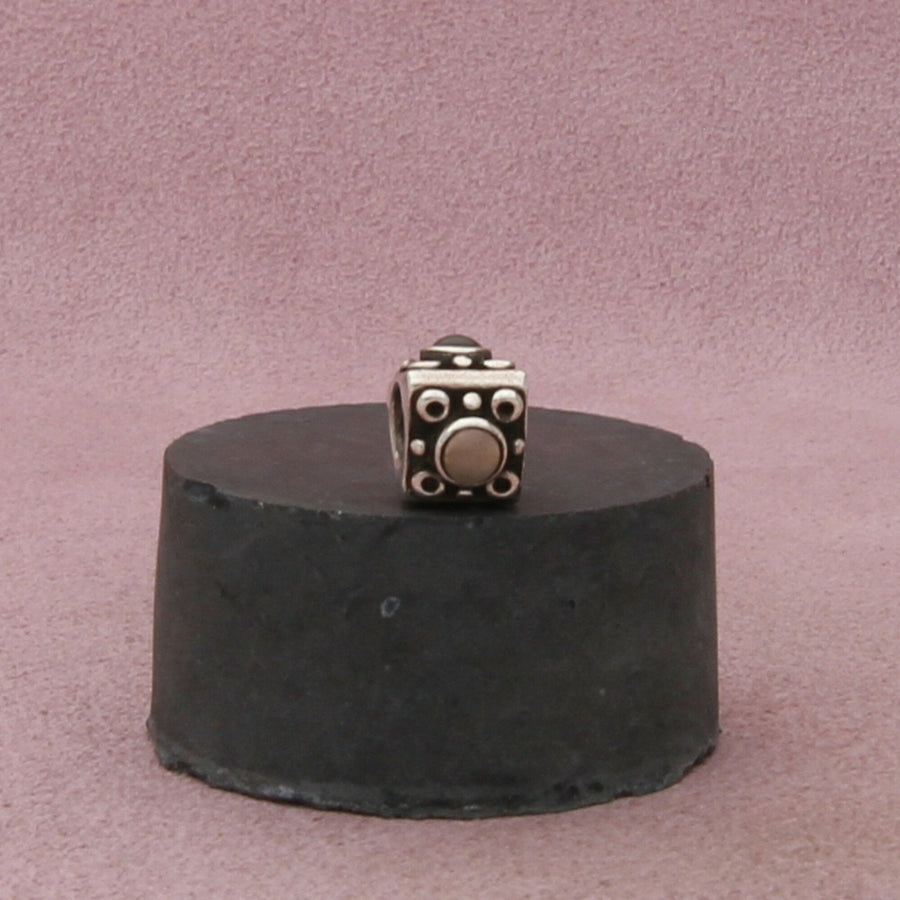 pandora sterling silver authentic triangle moonstone bead (790217) charm