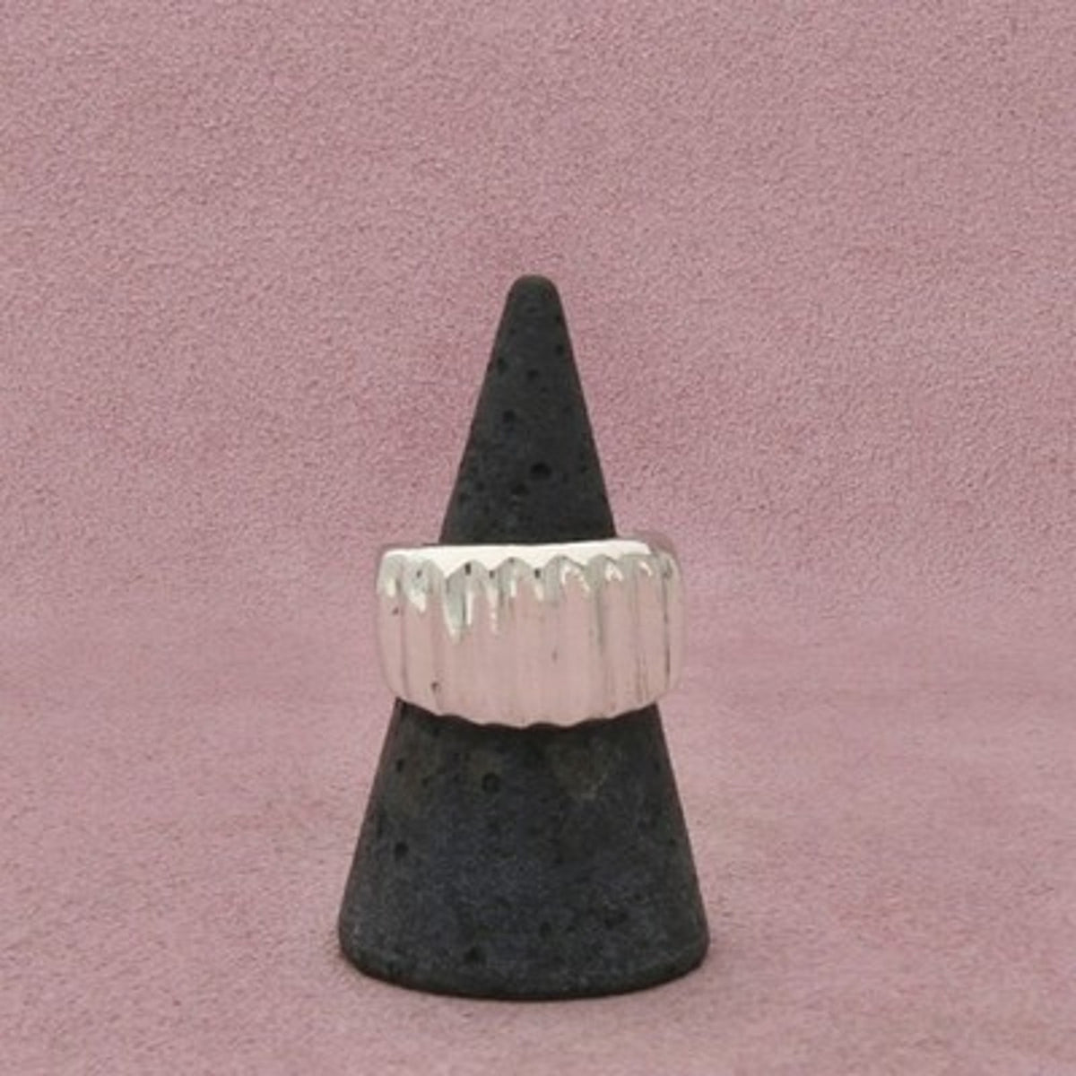 Mexico Sterling Silver Vintage Wide Fluted Band Ring Size 7.25