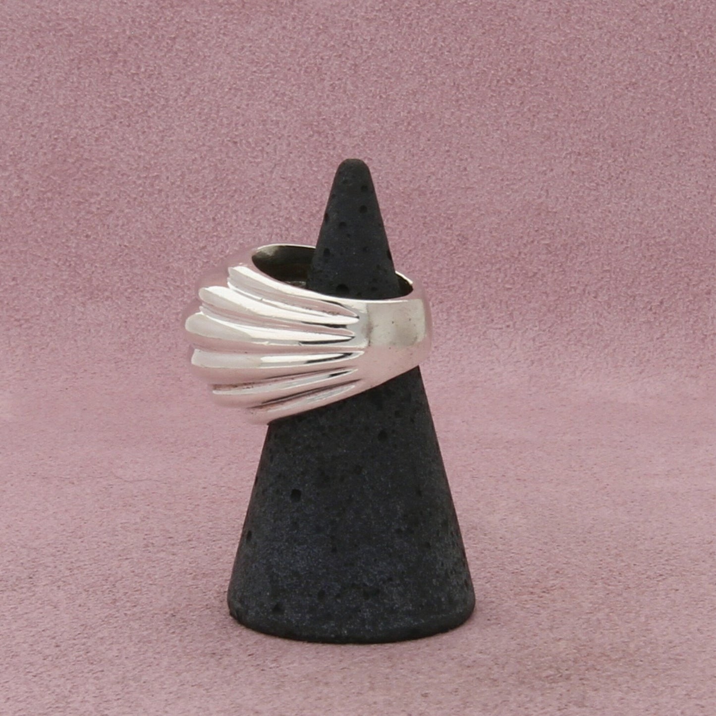 taxco mexico sterling silver vintage chunky scalloped dome ring size 5.5