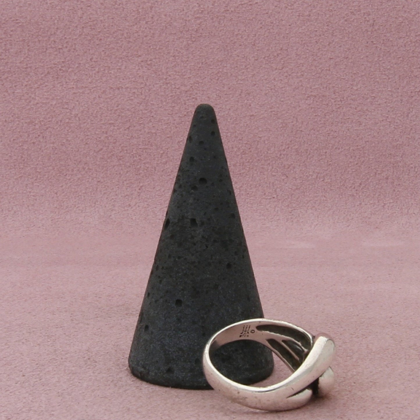 james avery sterling silver retired cadena knot ring size 6.25