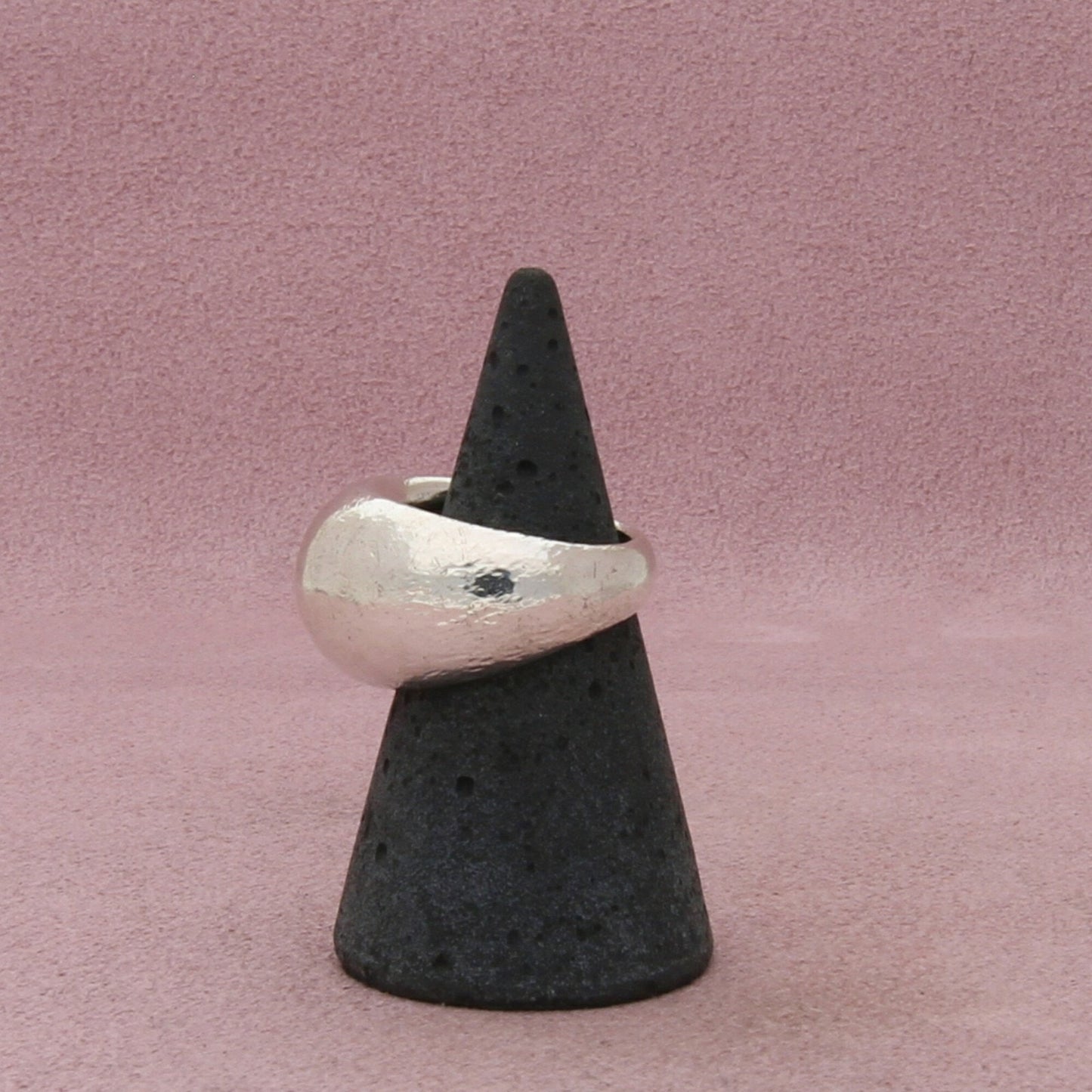james avery sterling silver retired dome ring size 5.5