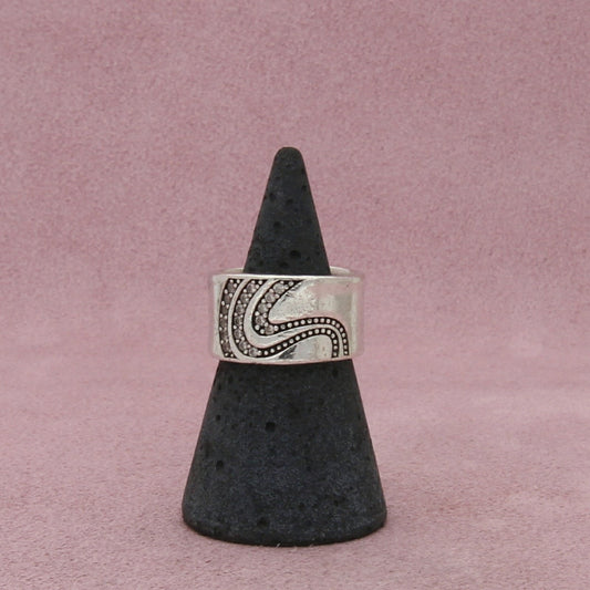 sterling silver wavy cz wide band ring size 6.5