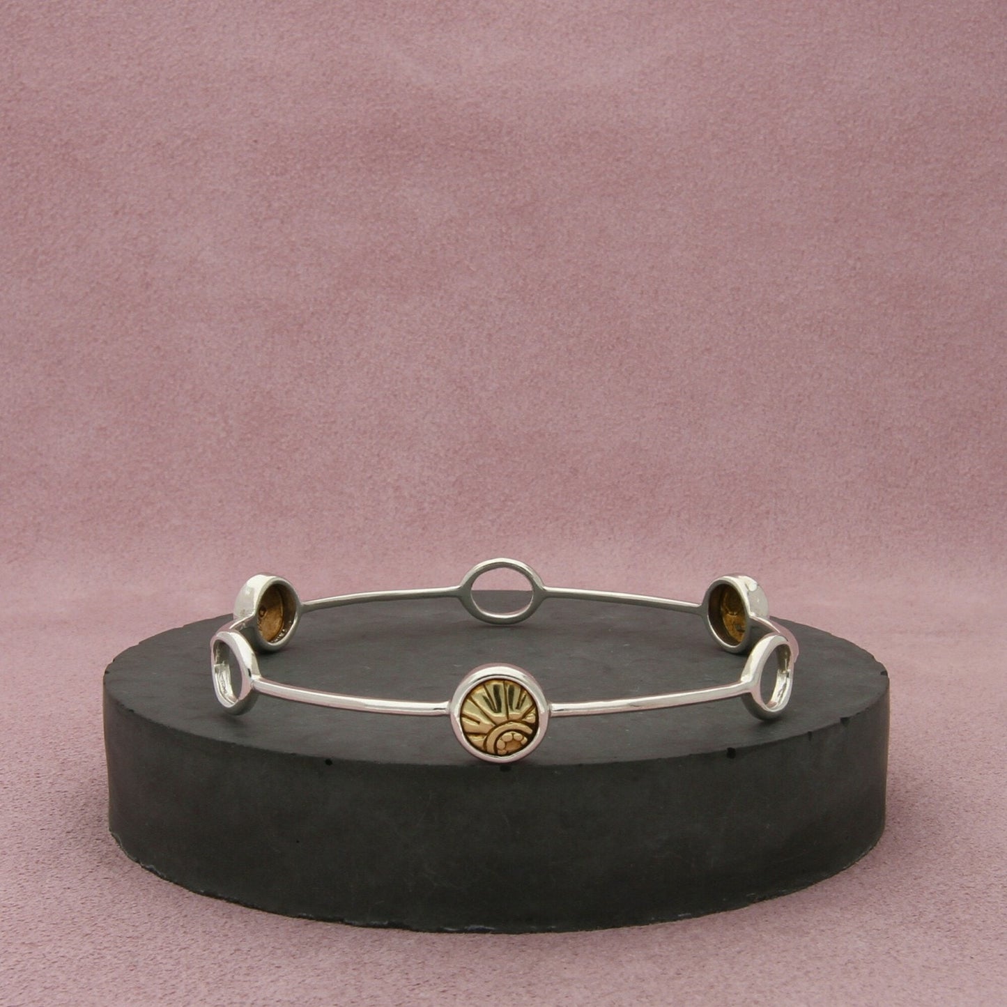 silpada sterling silver & brass two tone stack b2474 bracelet size 8.25in