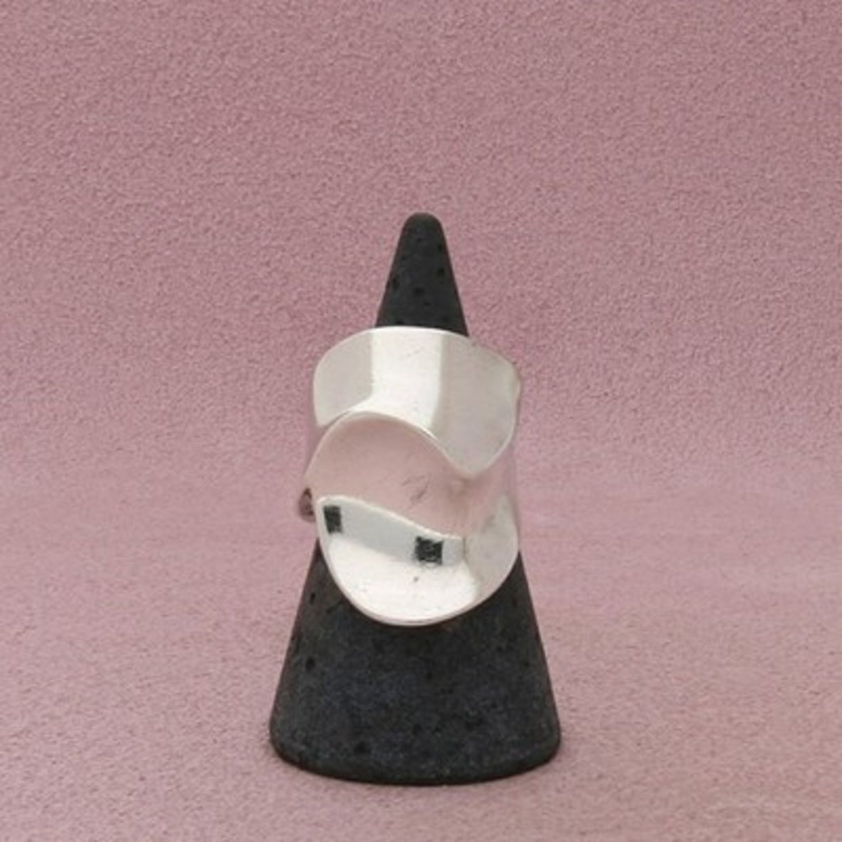 Sterling Silver Vintage Sculptural Ring Size 7.75