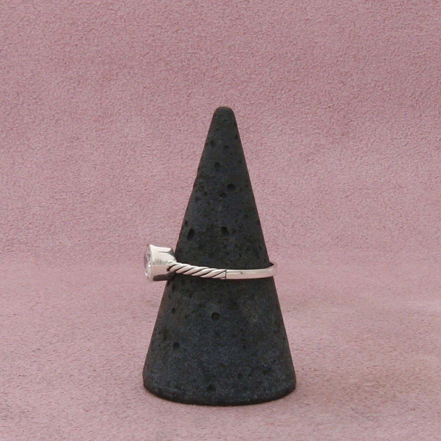 sterling silver oval-cut cz stack ring size 7.75