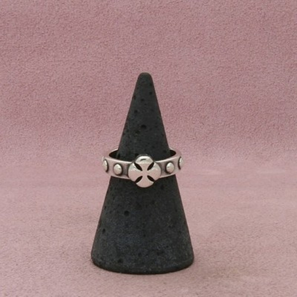 James Avery Sterling Silver Retired Maltese Cross Prayer Bead Ring Size 6