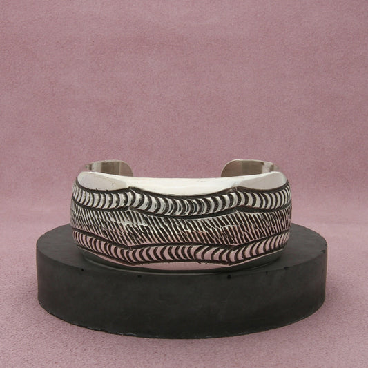 navajo sterling silver vintage signed wide stamped cuff bracelet size 6.5in