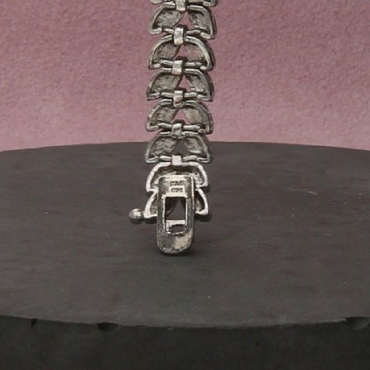 Sterling Silver Leaf Motif Beaded Detail Tennis Bracelet Size 6.75in