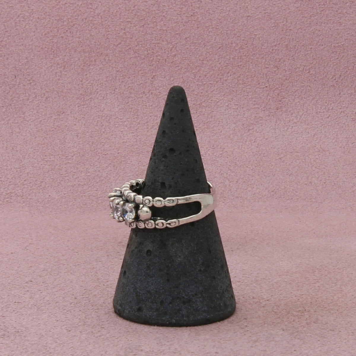 sterling silver round-cut cz band ring size 7