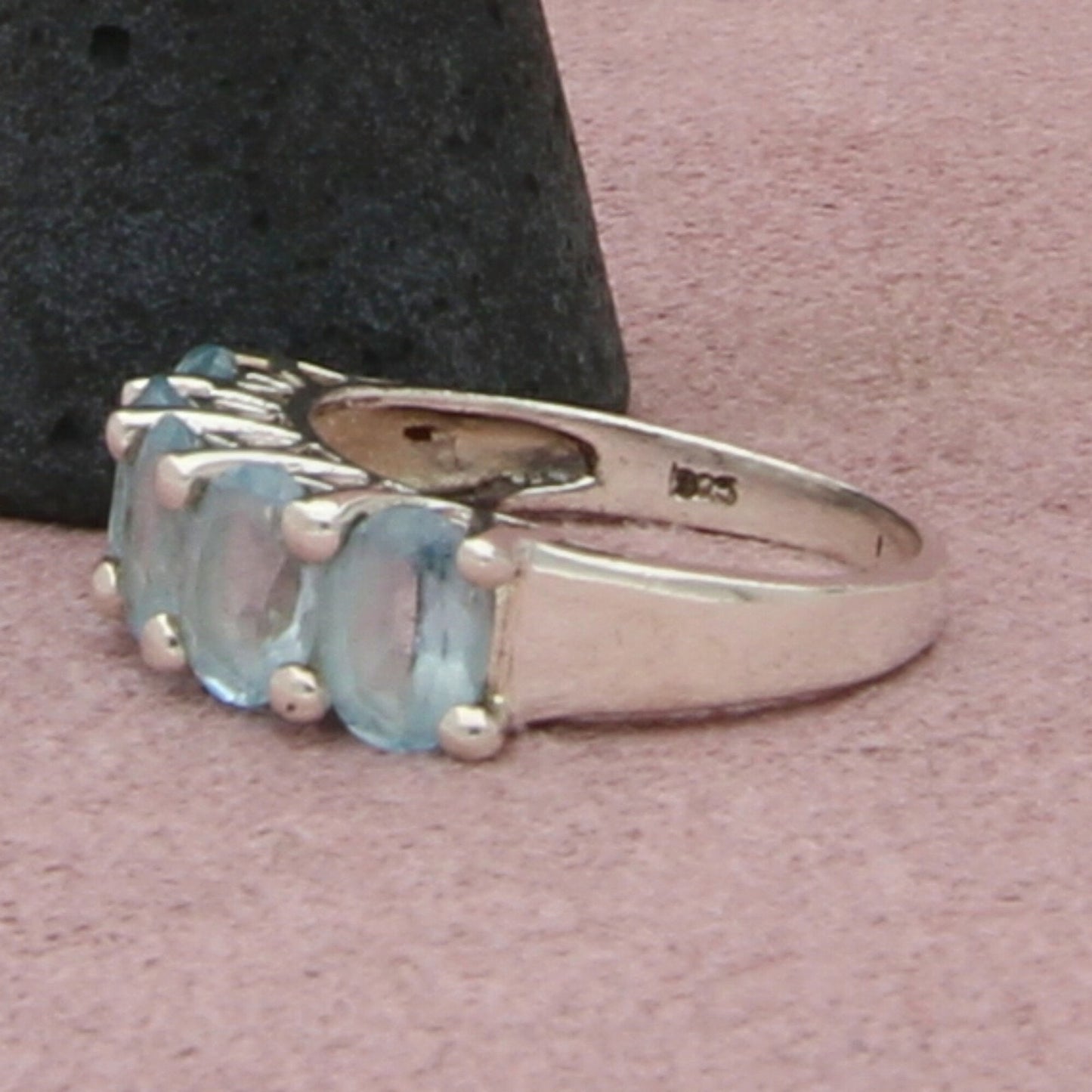 sterling silver oval-cut blue topaz ring size 8