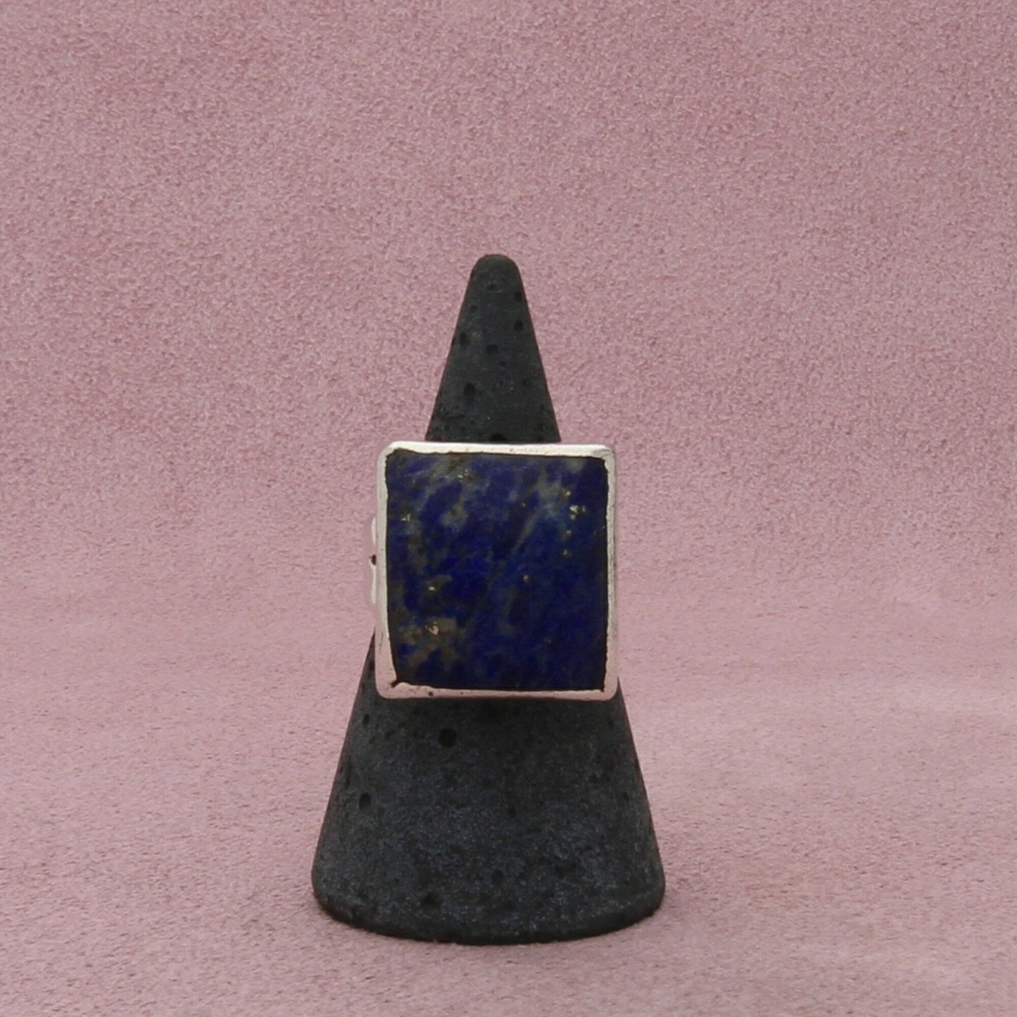 sterling silver artisan crafted bezel-set lapis lazuli square ring size 6