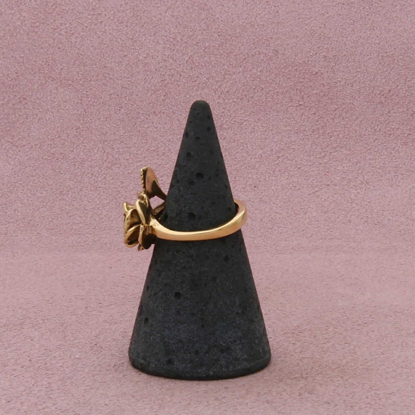 james avery 14k yellow gold retired rose ring size 4.5
