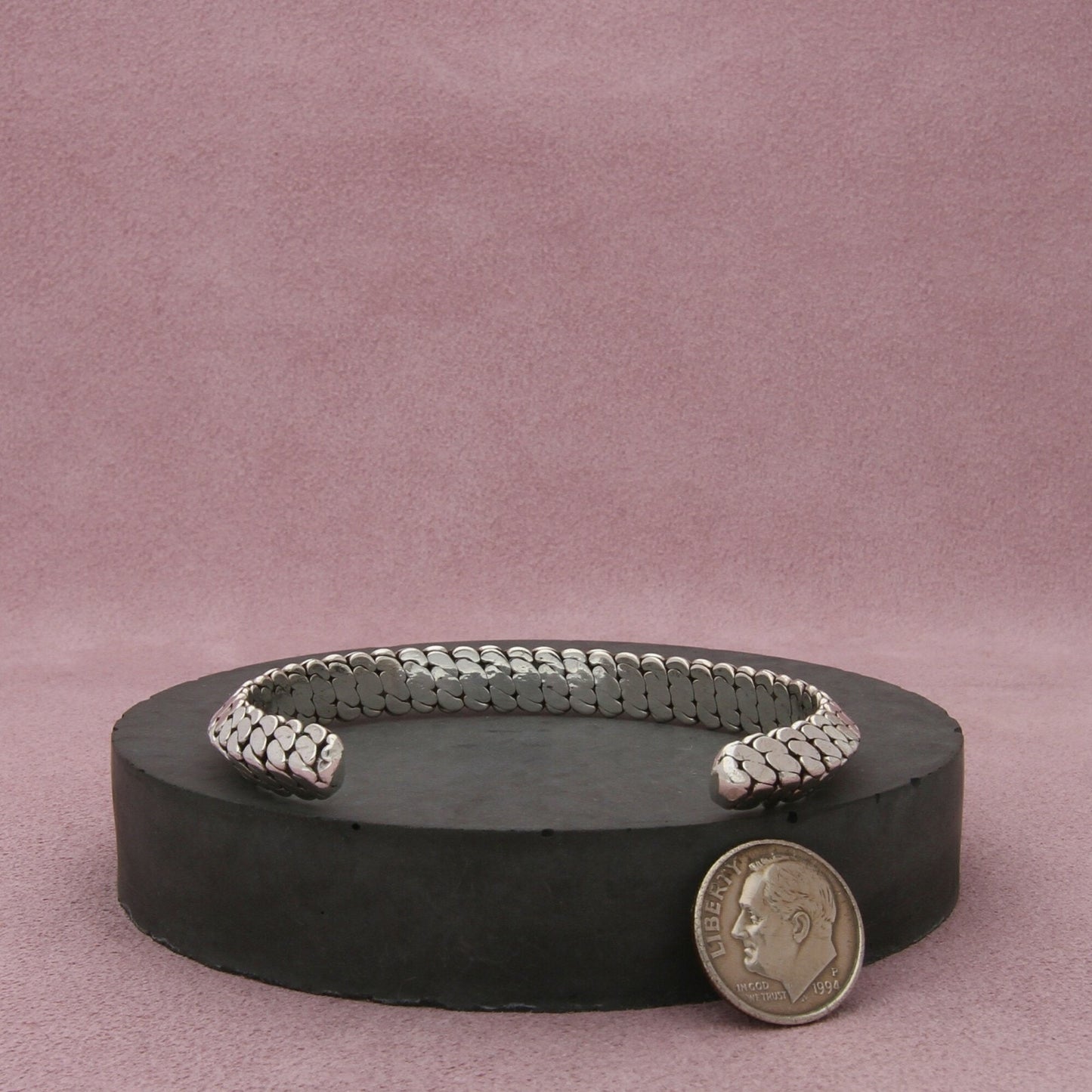navajo sterling silver vintagee carinated cuff bracelet size 6.5in