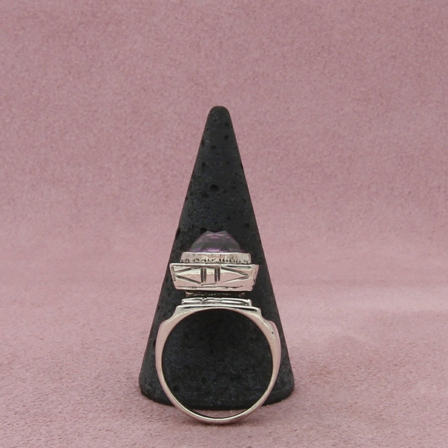 sterling silver vintage hand-etched rose cut amethyst ring size 6.75