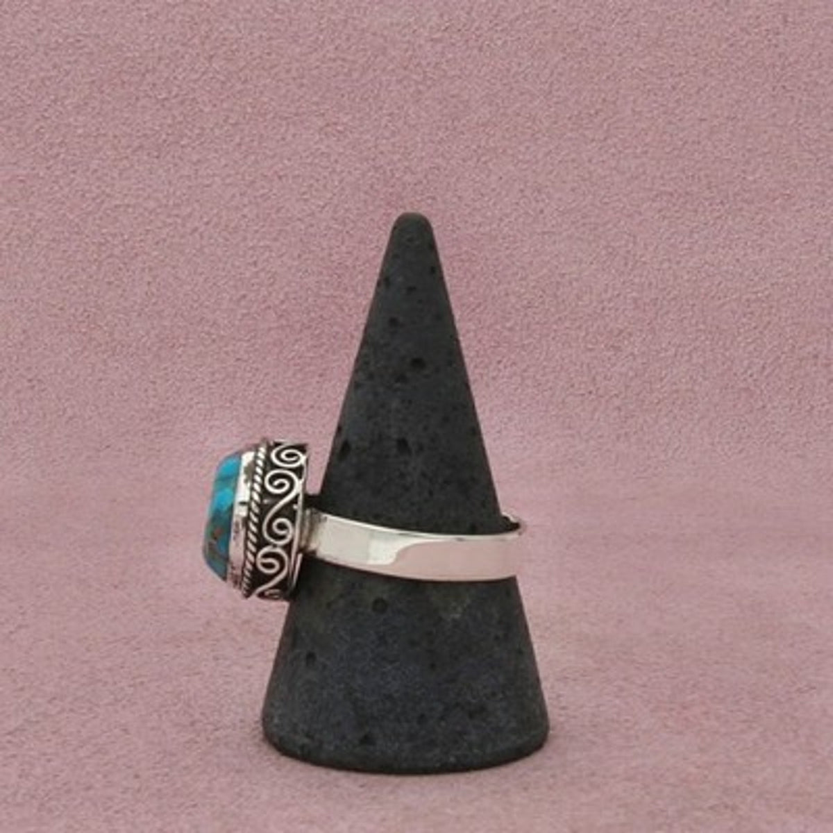 Sterling Silver Bezel-Set Freeform Turquoise Rope Border Ring Size 10.25