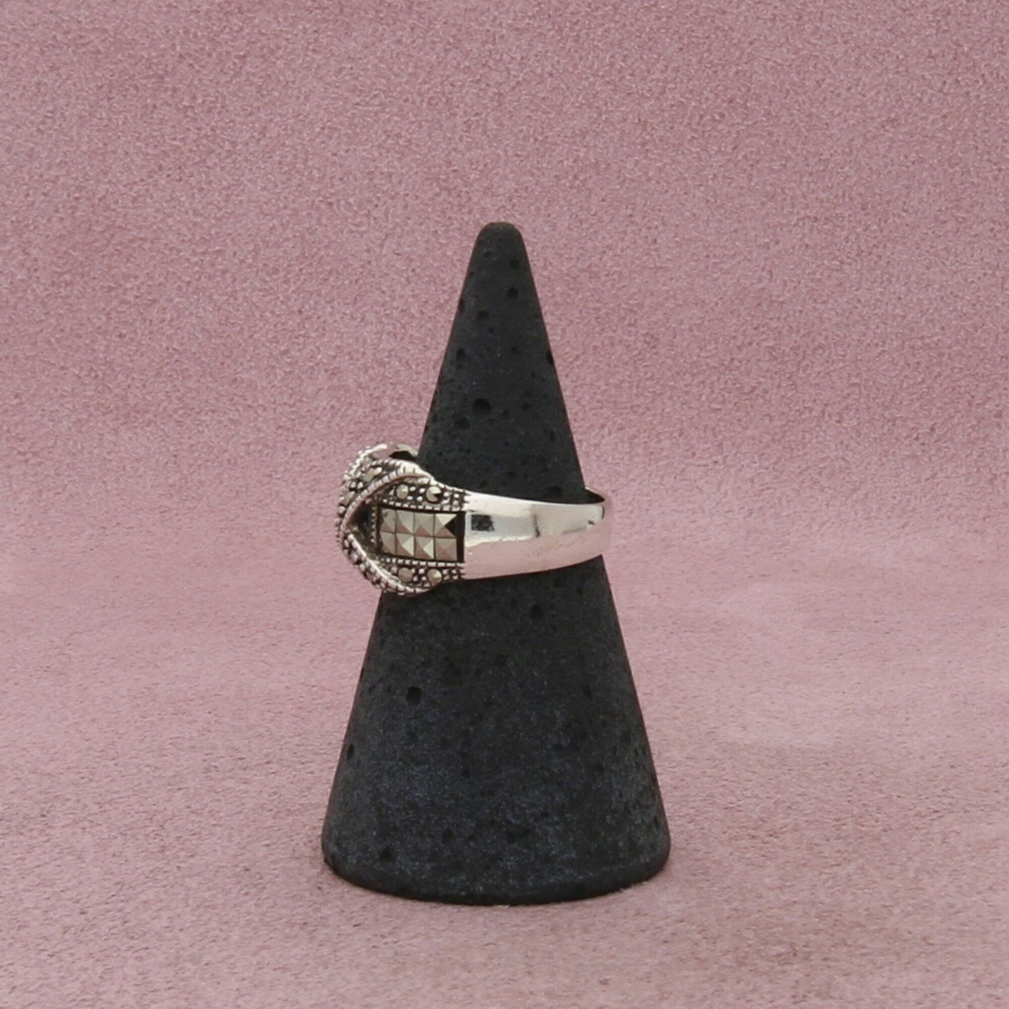 sterling silver marcasite studded x dome ring size 5.5