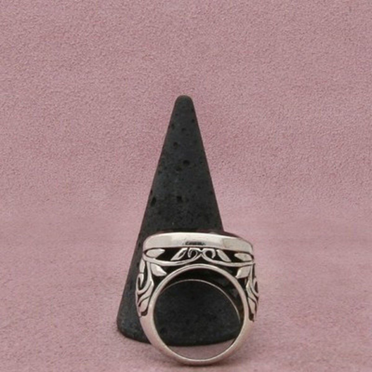 Sterling Silver Oval Bezel Black Onyx Bali Scroll Ring Size 5.5