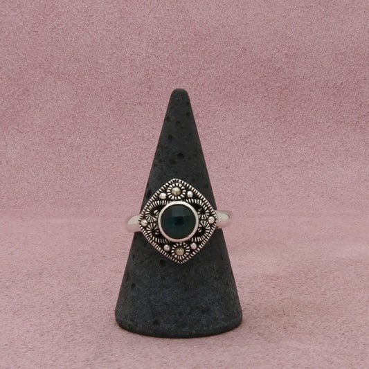 sterling silver marcasite studded blue cz ring size 9