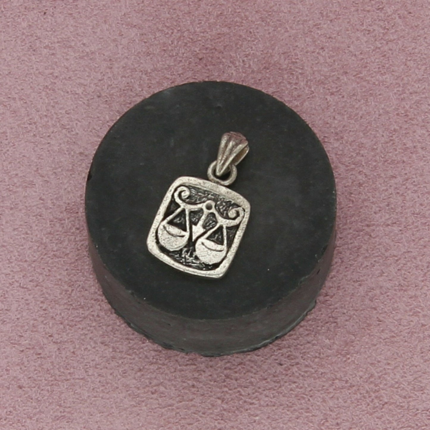 sterling silver vintage libra scales pendant