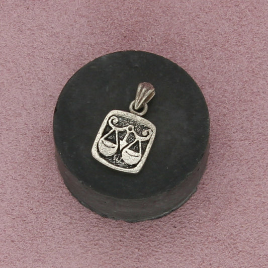 sterling silver vintage libra scales pendant