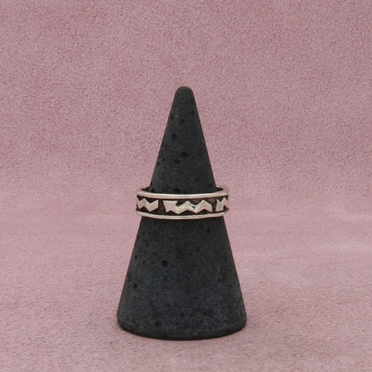sterling silver vintage wavy arrow band ring size 6