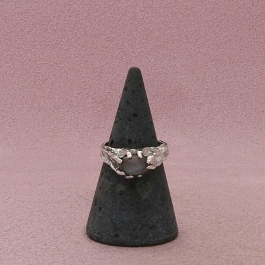 Sterling Silver Vintage Brutalist Gray Cat's Eye Prong Set Ring Size 6.25