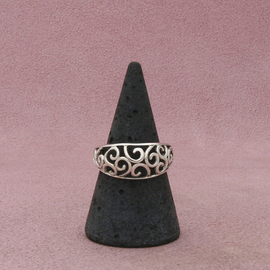 sterling silver open scroll dome ring size 8
