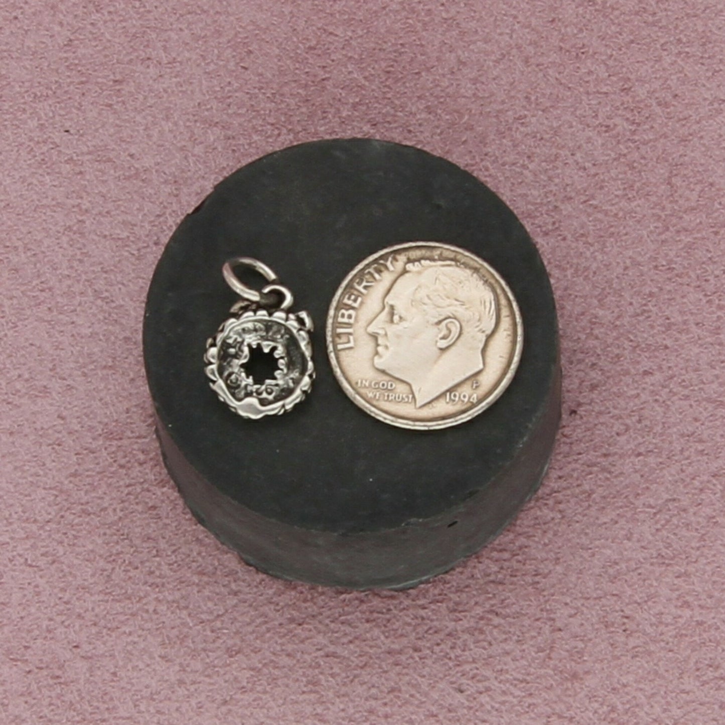 sterling silver vintage christmas wreath charm pendant